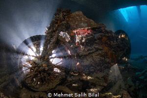 Famous motorbike in Thistlegorm with a soldierfish  at 5.... by Mehmet Salih Bilal 